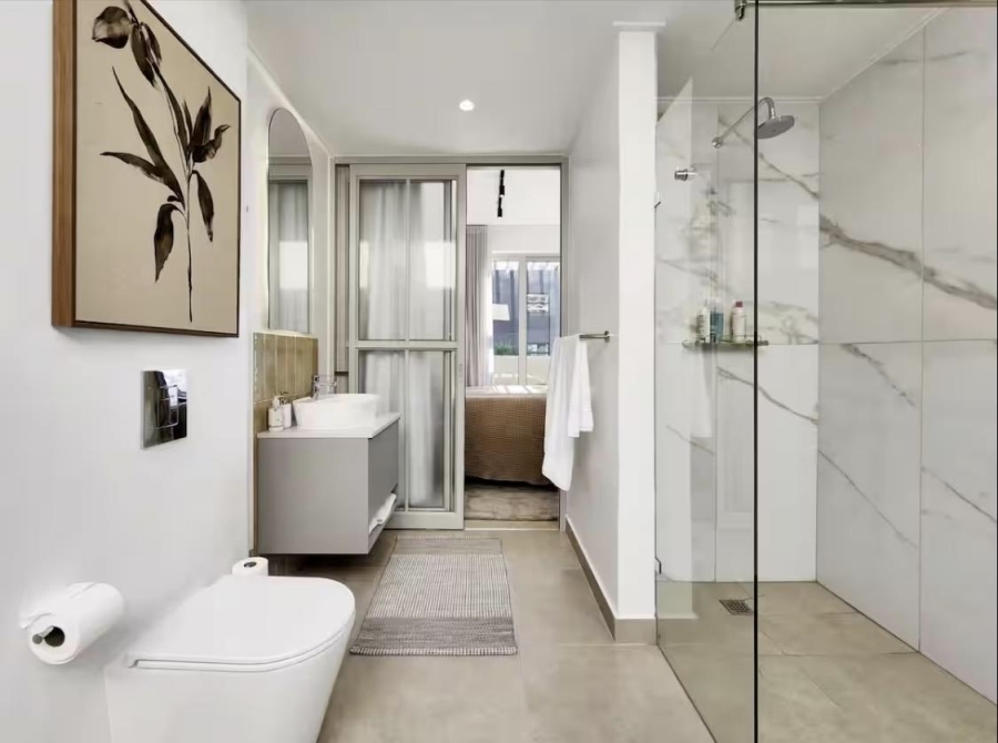 To Let 3 Bedroom Property for Rent in Green Point Western Cape